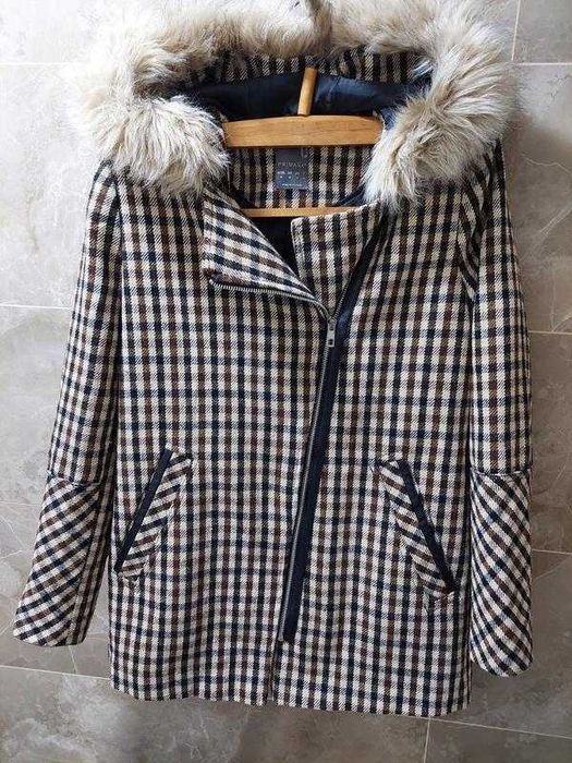 Напівпальто в клітинку