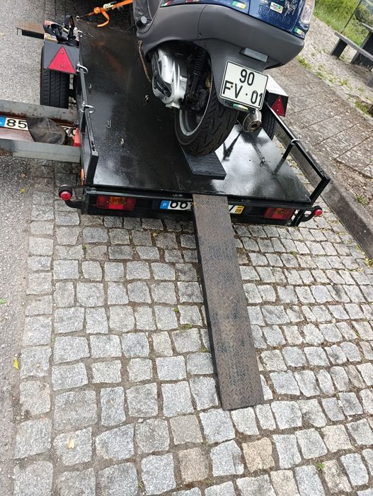 Atrelado para motos