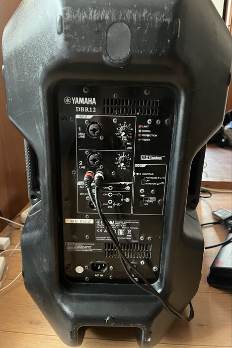 Акустическая система Yamaha DBR12