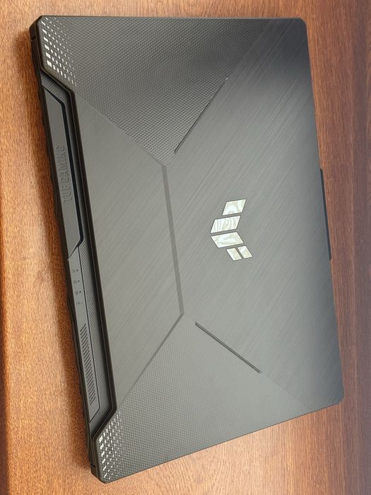 Asus Tuf Gaming A15 16/512 Gb, Ryzen 5 4600H, RTX 3050, Игровой ноутбук