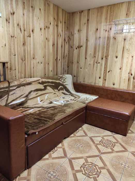 Баня на дровах  з басейном та більярдним залом  мангал парковка віники