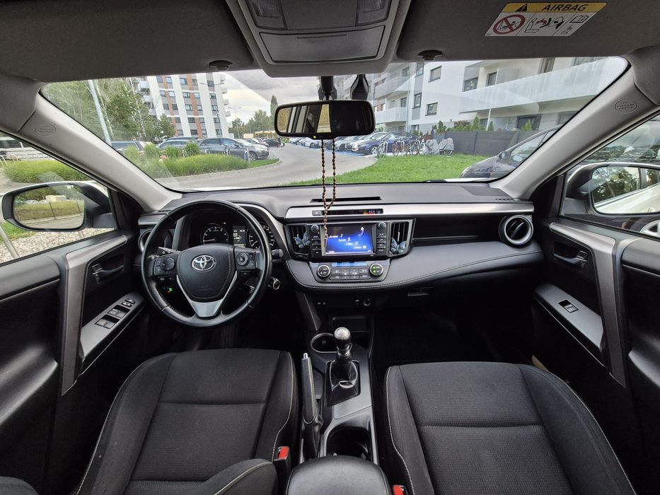 Toyota RAV4 w Gazie + Hak 2016