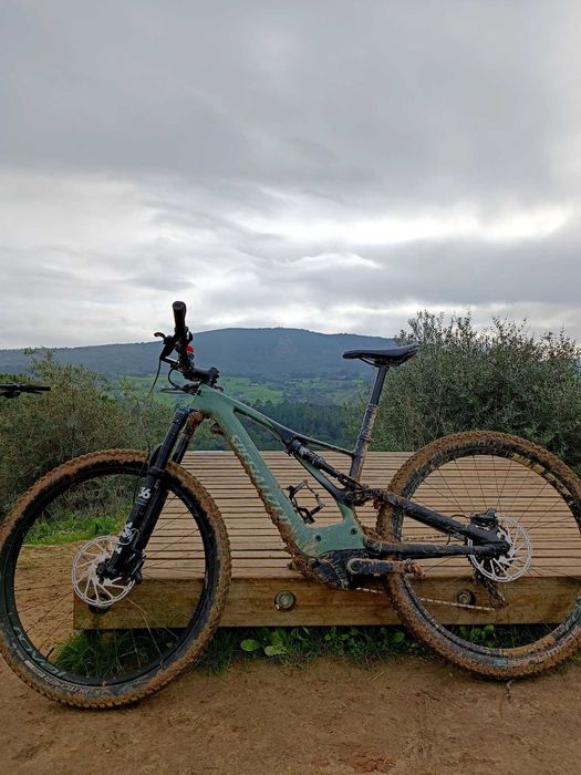 Bicicleta Specialized Turbo Levo Gen 2