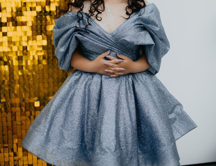 Продам випускну сукню