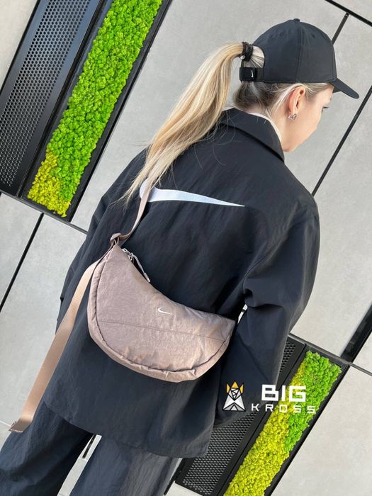 Жіноча Сумка Nike Aura Crescent Crossbody (HQ4370-214)