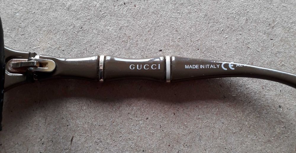 Очки солнечные GUCCI новые- крутой итальянский бренд! Оригинальные!