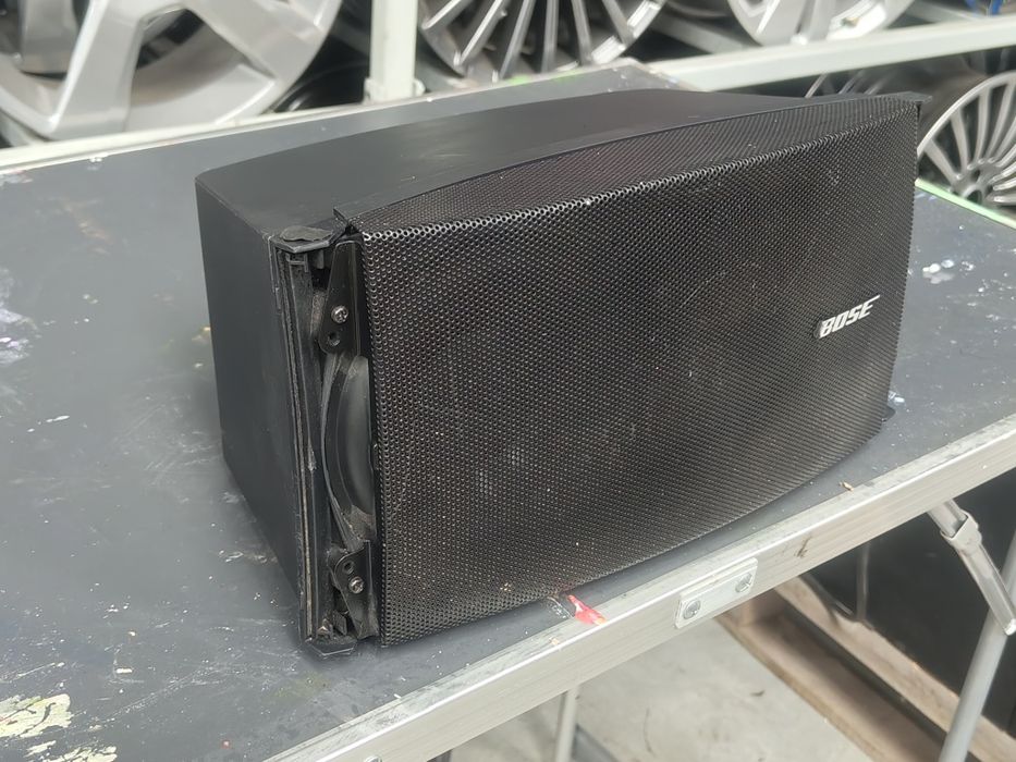 Kolumna Bose DS 100SE w pelni sprawna