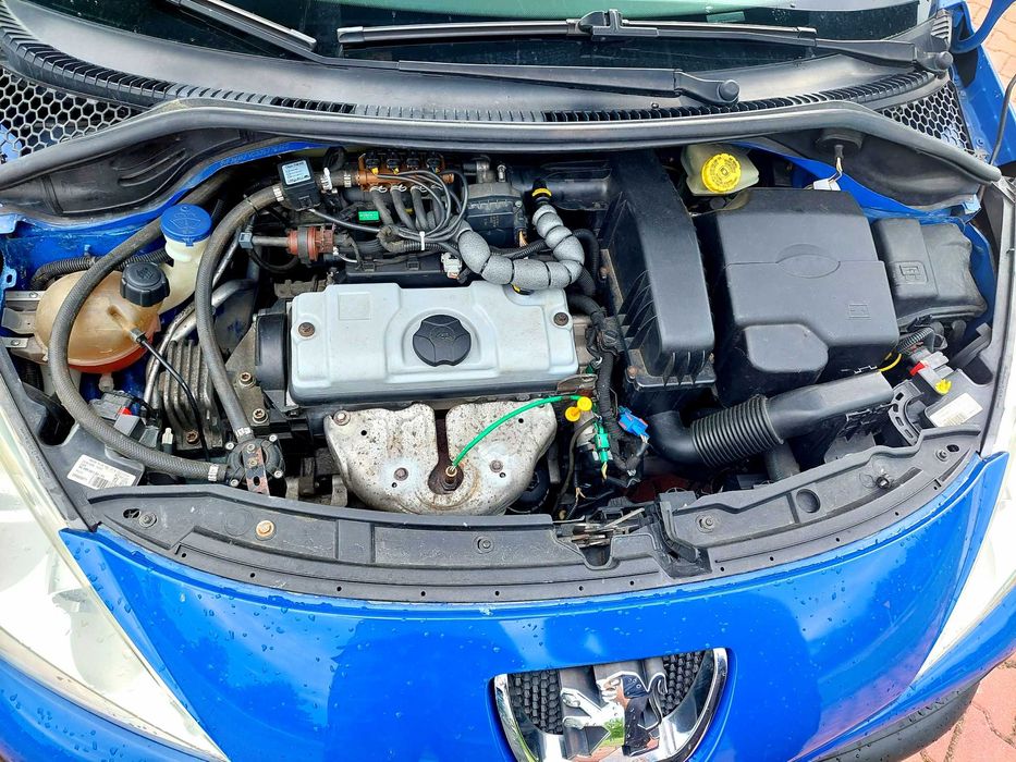 Sprzedam samochód Peugeot 207
