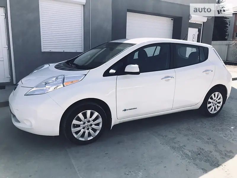 Nissan Leaf 2016г