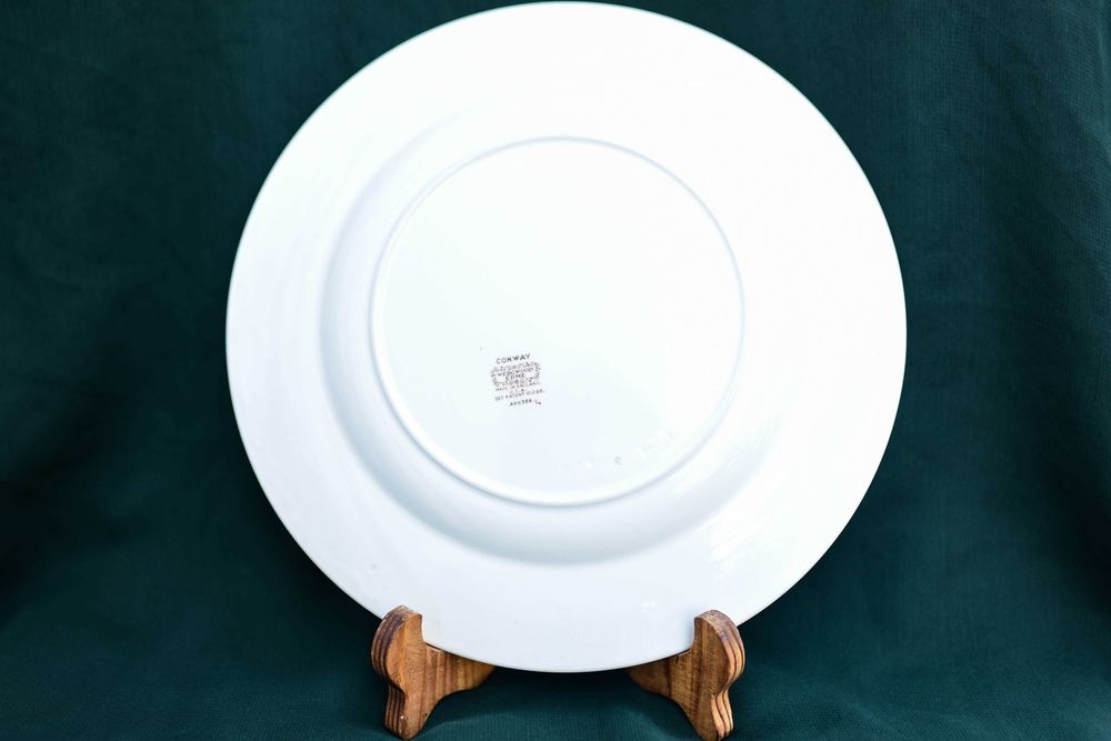 Zestaw trzech talerzy Wedgwood z serii Conway - Vintage z lat 70