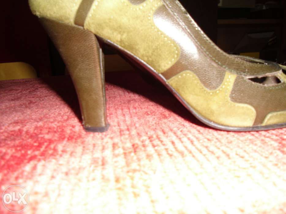 Sapatos verdes