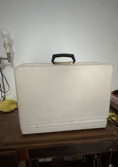 Maquina costura oliva portatil