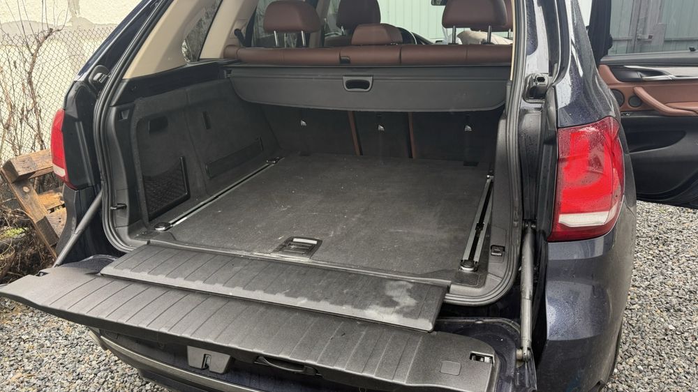 Продам срочно х5 2015 г 100 т пробег обмен