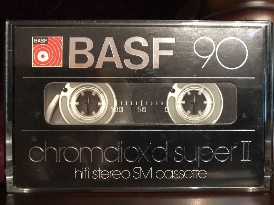 Продам аудиокассету Basf