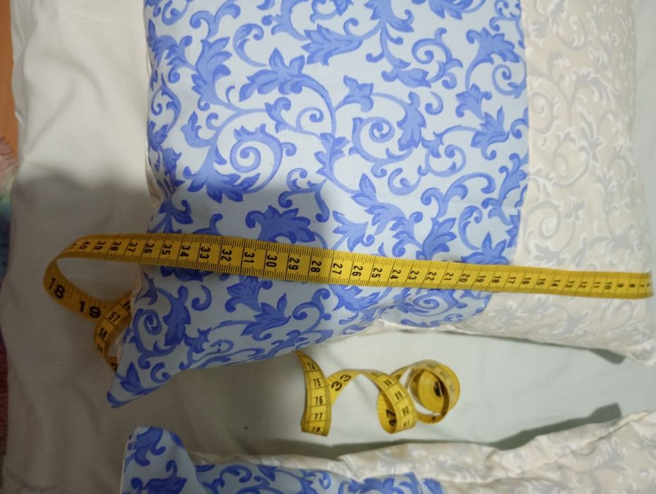 Okazja Zestaw Dwóch Połpuchowych Jaśkow Szyte Recznie