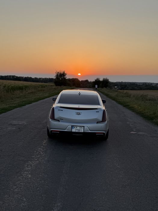 Cadillac XTS  V6  AWD  Luxury  77 тис. км