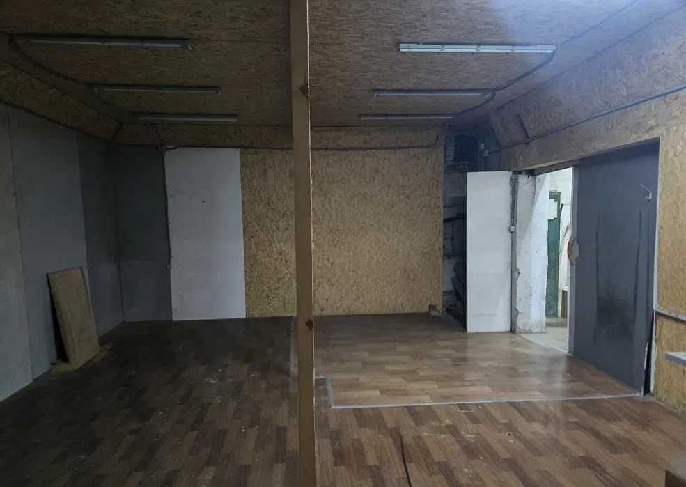 склад капітальний з обігрівом вул.Скляренка