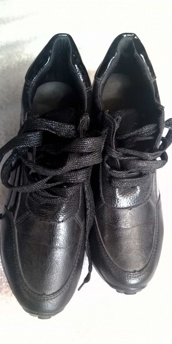 женские ботинки на танкетке 36 р полуутепленные