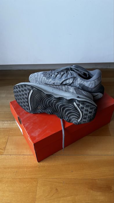 Buty sportowe Nike, męskie, nowe