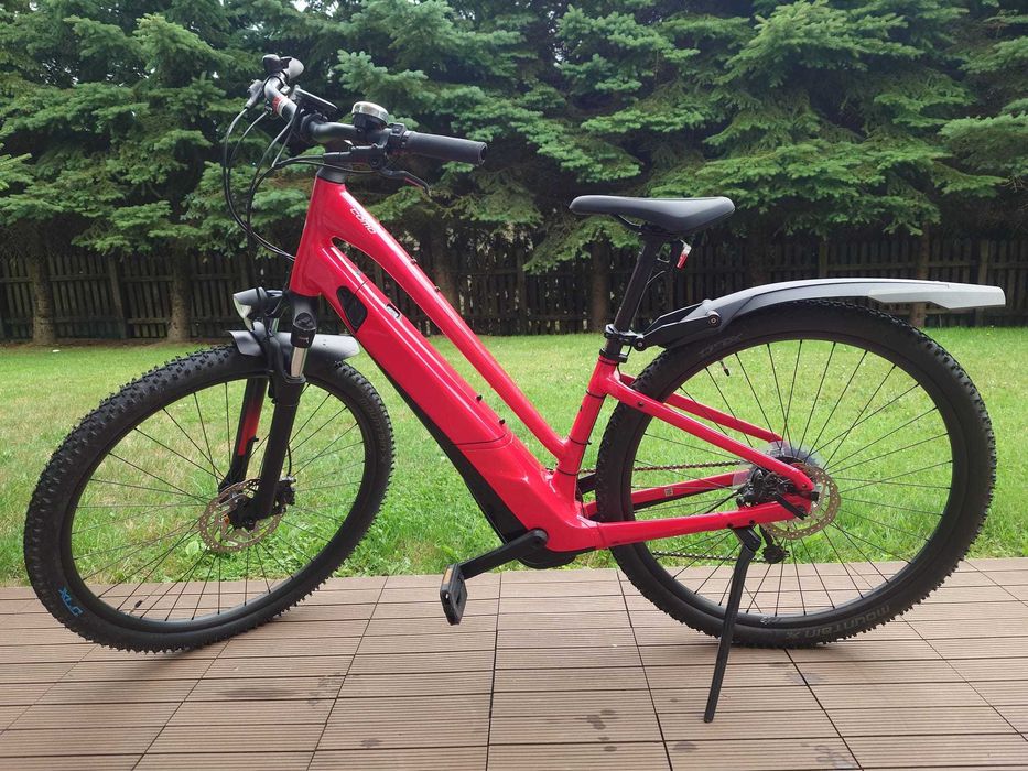 Rower elektryczny Specialized Como 3.0 2021