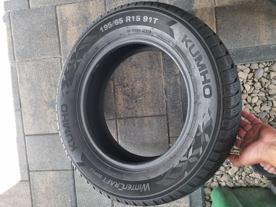 Шини Резина Kumho Winter Graft WP 52 195/65 R15
