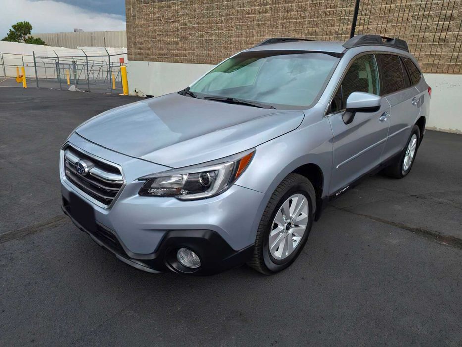Subaru Outback Limited      2018