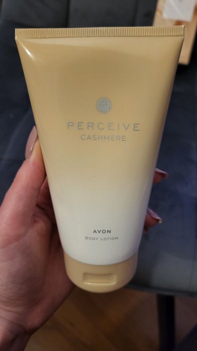 Zestaw Avon Perceive Cashmere woda perfumowana +antyperspirant +balsam