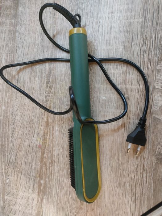 Выравниватель для волос