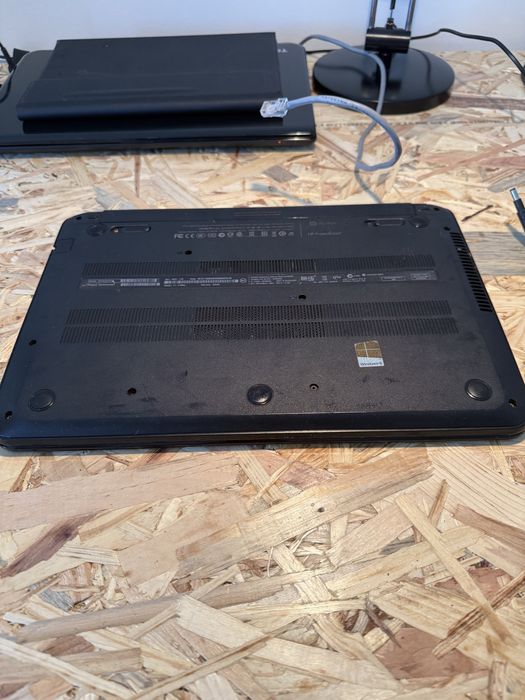 HP Pavilion 14 TouchSmart – Core i3 / 4GB RAM / 500GB HDD