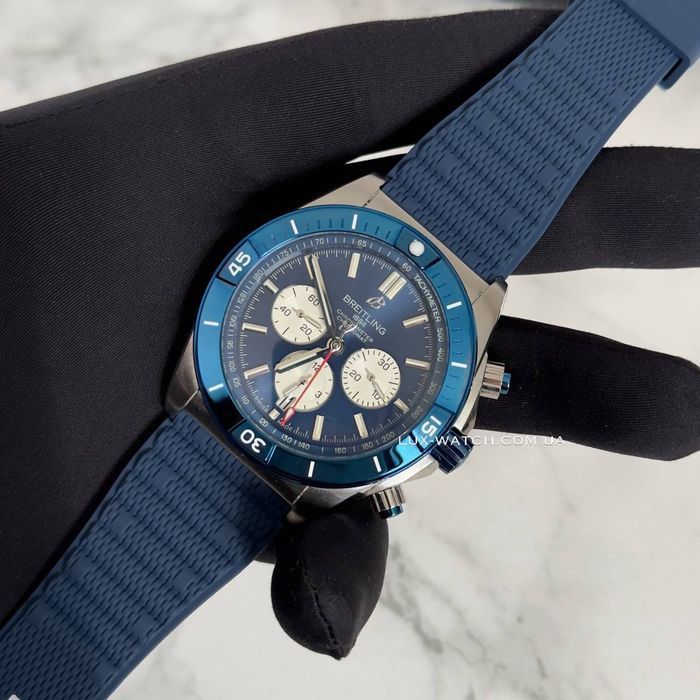 Часы Breitling Super Chronomat