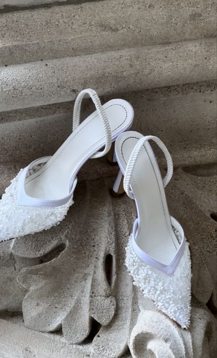 Підбори білі в стилі Zara