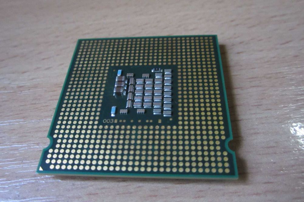 Двухядерний процесор Intel Pentium 1,6 GHZ/1M/800/E2140/SLA3J