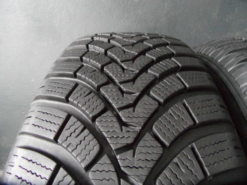3 opony zimowe 215/65/16