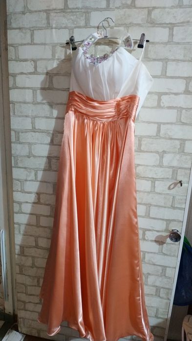 Вечернее платье в пол