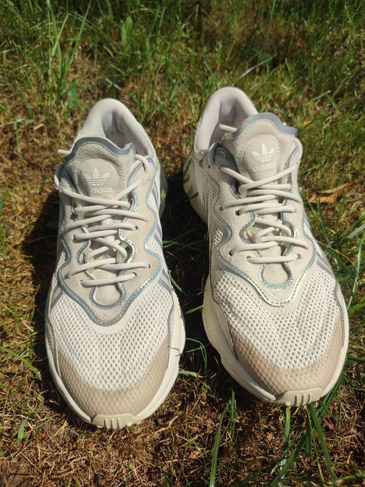 Кросівки Adidas 42р.