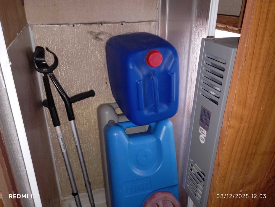 Roulote com documentos para reparar