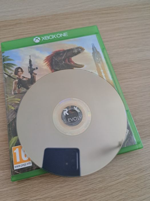 Jogo ARK Survival Evolved Xbox One