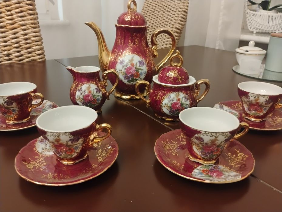 Porcelanowy serwis kawowy
