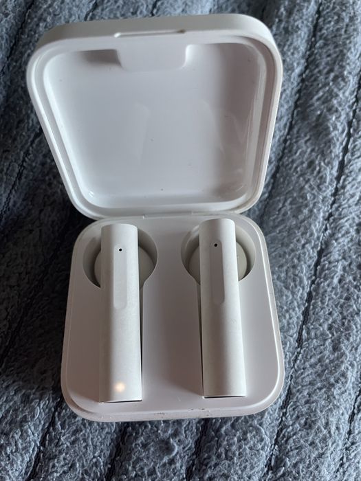 Sluchawki douszne Xiaomi.