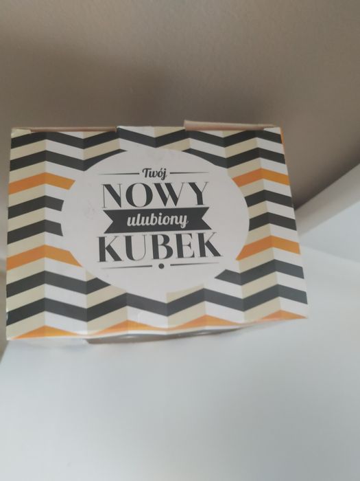 Nowy kubek ceramiczny