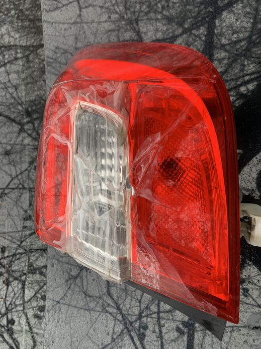 Ліхтар задній для Toyota Camry V50 '11-14 правий, зовнішній