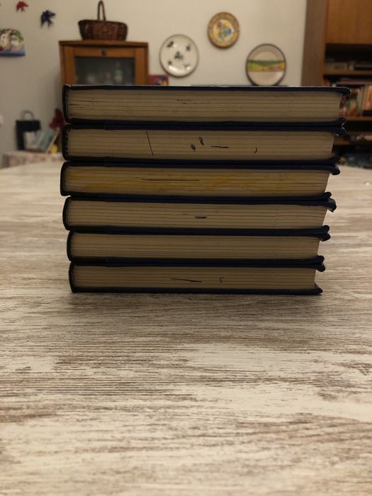 Coleção de livros de ovnilogia