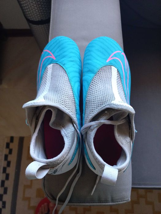 Chuteiras Nike Novas