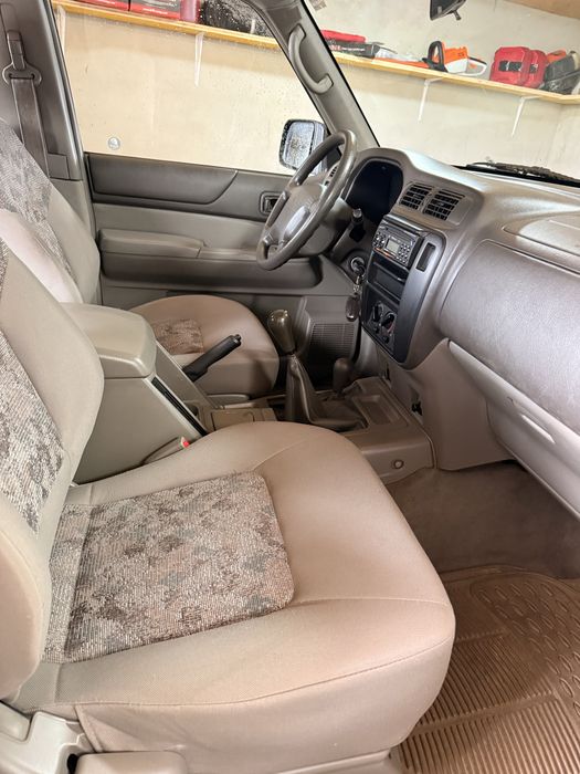 Nissan patrol GR Y 61