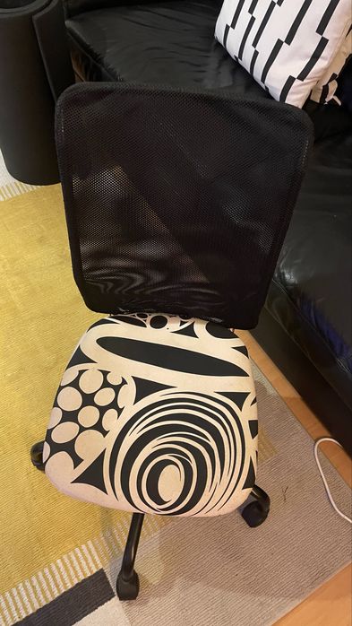 Cadeira de secretaria elevatoria