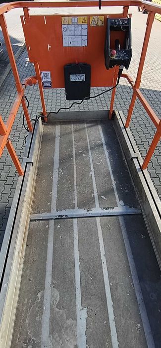 Podnośnik nożycowy JLG 3246ES – sprawny, elektryczny, ładowanie 230 V