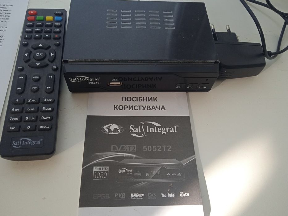 Телевизор с пультом JVC