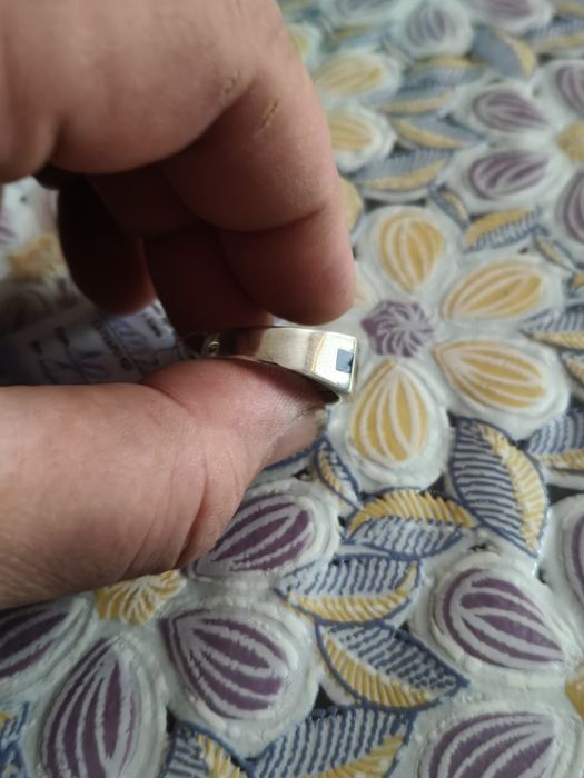 Продам срібну чоловічу печатку
