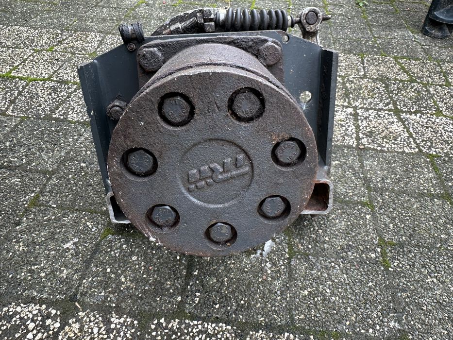 Hydromotor silnik hydrauliczny kół TRW Ehrenreich 4 szpilki