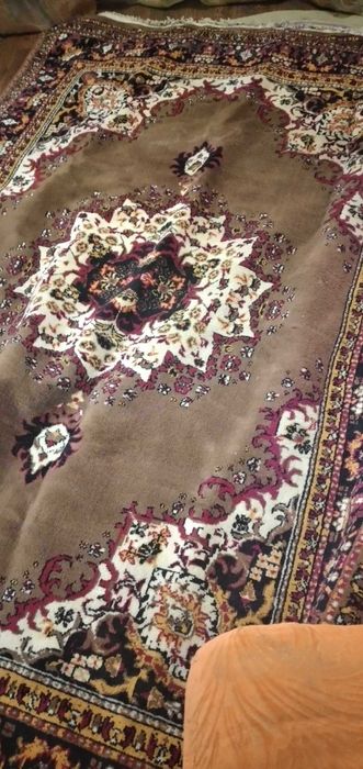 Ковёр 180см х 118см